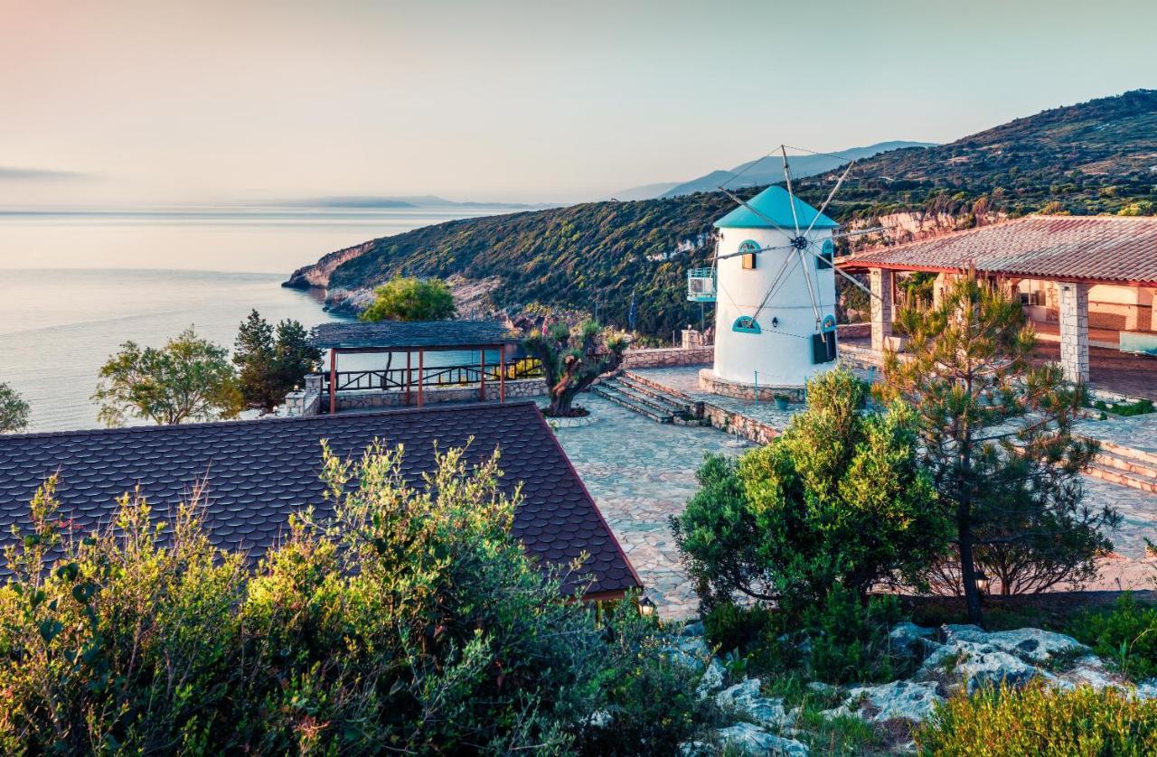 Potamitis Windmills & Aparthotel *